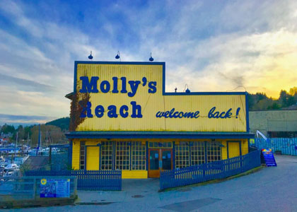 Molly’s Reach Waterfront Restaurant